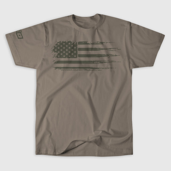 DEFENDER FLAG TEE &mdash; Sand